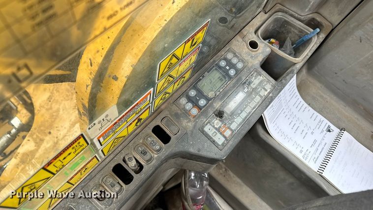 image for item EA2159 2015 Caterpillar 349FL excavator