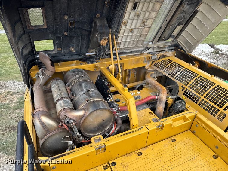 image for item EA2159 2015 Caterpillar 349FL excavator