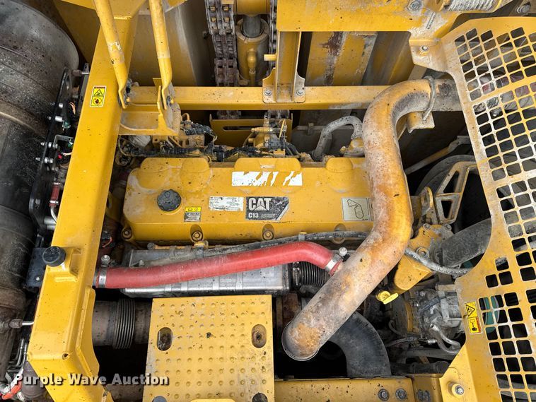 image for item EA2159 2015 Caterpillar 349FL excavator