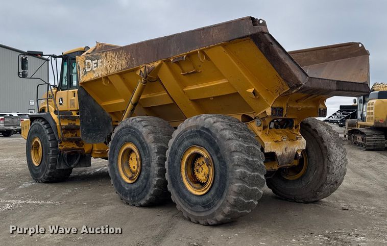 image for item EA2160 2011 John Deere 400D Series II articulated haul truck