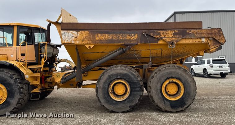 image for item EA2161 2007 Volvo A40D articulated haul truck