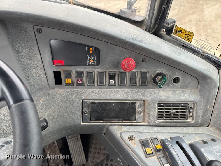 image for item EA2161 2007 Volvo A40D articulated haul truck