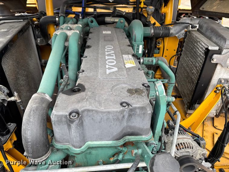 image for item EA2161 2007 Volvo A40D articulated haul truck