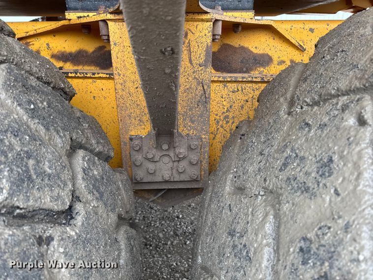 image for item EA2161 2007 Volvo A40D articulated haul truck