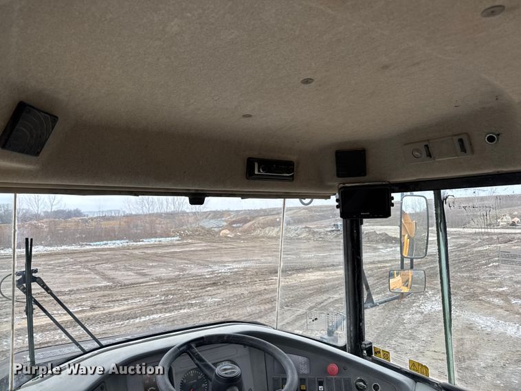 image for item EA2163 2007 Volvo A40D articulated haul truck