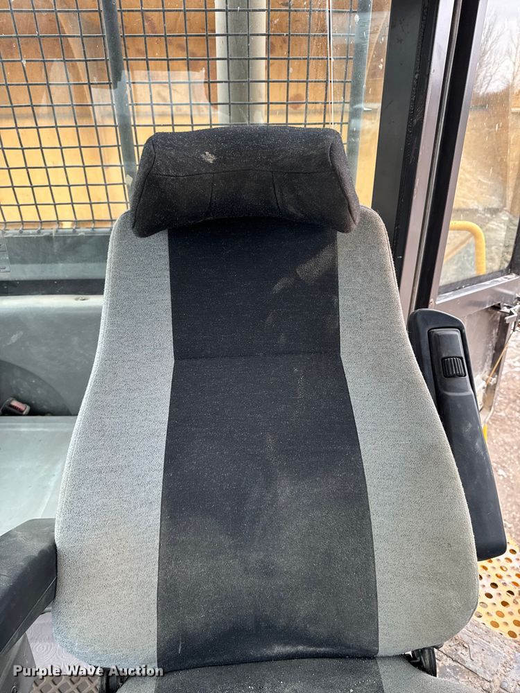 image for item EA2163 2007 Volvo A40D articulated haul truck