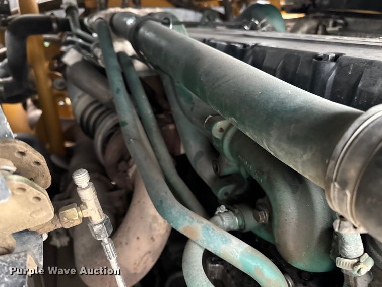 image for item EA2163 2007 Volvo A40D articulated haul truck