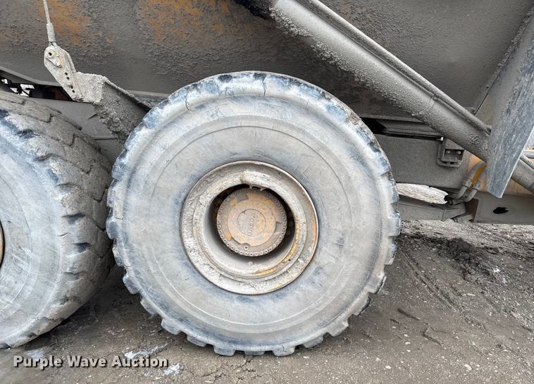 image for item EA2163 2007 Volvo A40D articulated haul truck