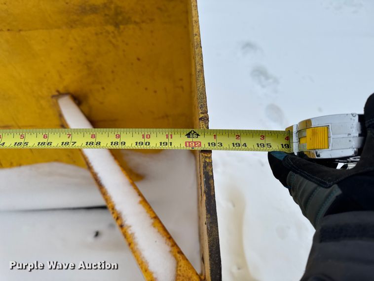 image for item EA2169 192