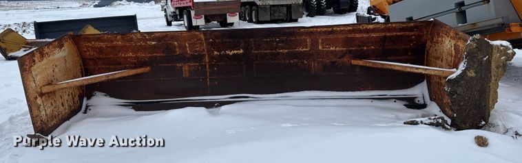 image for item EA2174 NSW PSD-192-48 snow pusher