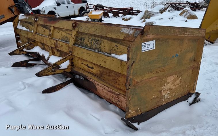 image for item EA2174 NSW PSD-192-48 snow pusher