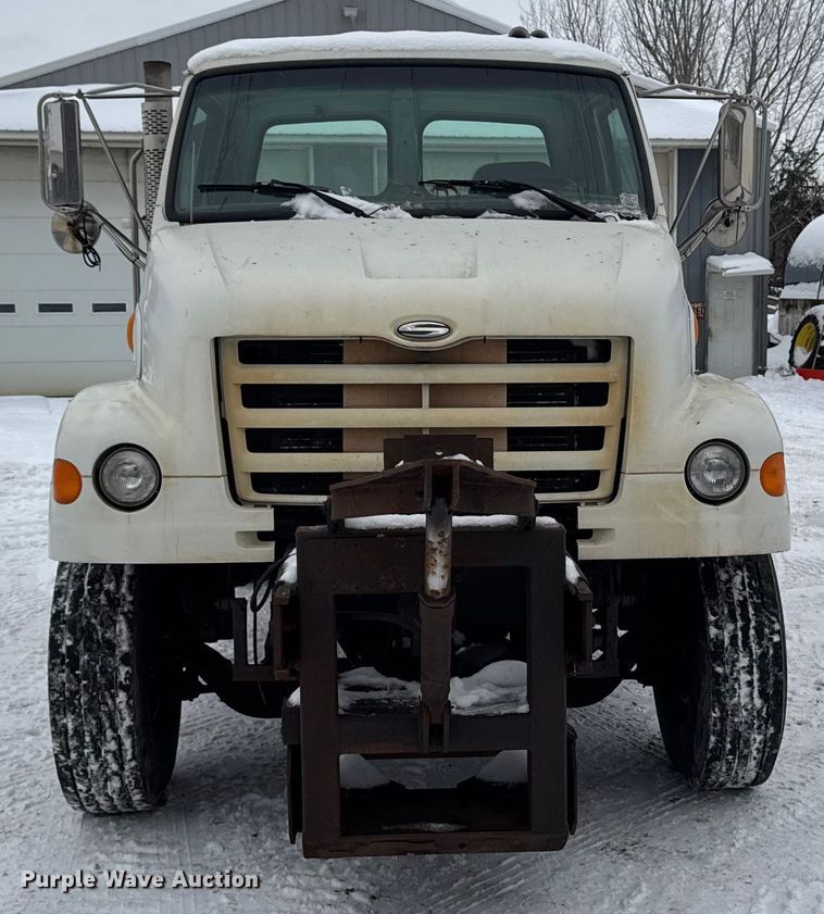 image for item EA2181 2000 Sterling Truck L7500 Series dump truck