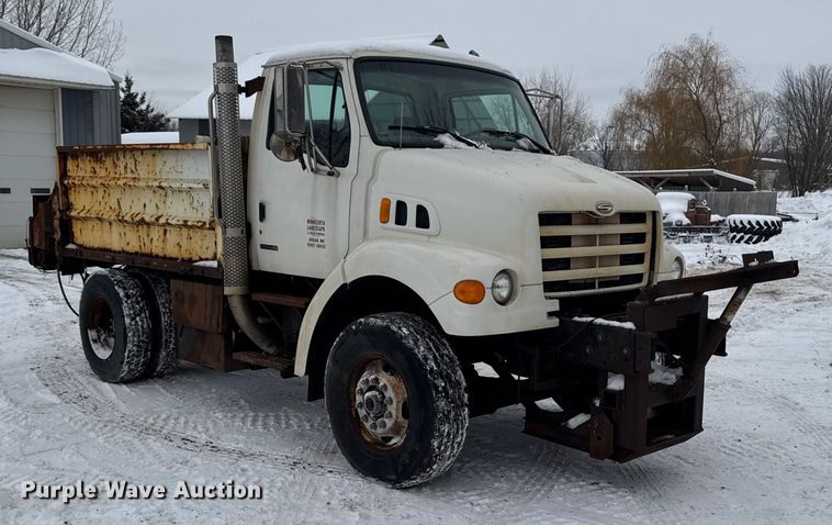 image for item EA2181 2000 Sterling Truck L7500 Series dump truck