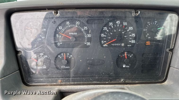 image for item EA2181 2000 Sterling Truck L7500 Series dump truck