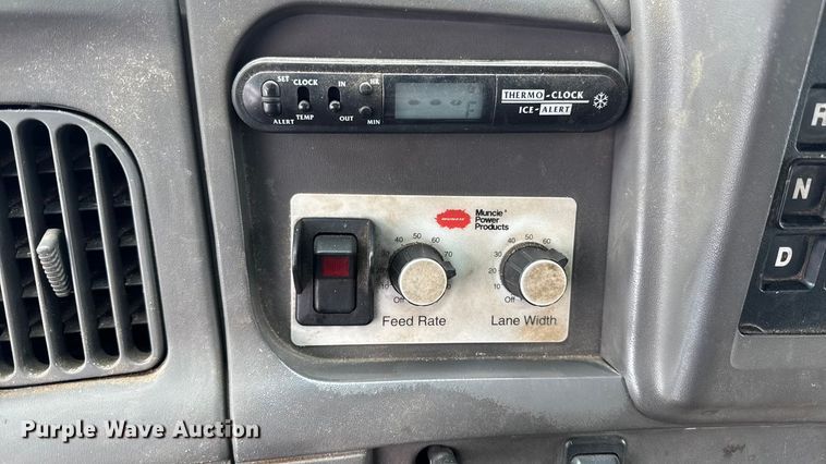 image for item EA2181 2000 Sterling Truck L7500 Series dump truck