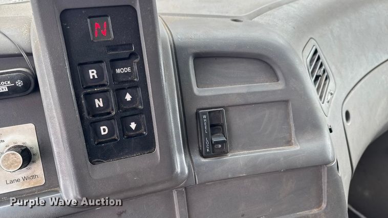 image for item EA2181 2000 Sterling Truck L7500 Series dump truck