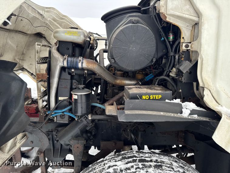 image for item EA2181 2000 Sterling Truck L7500 Series dump truck