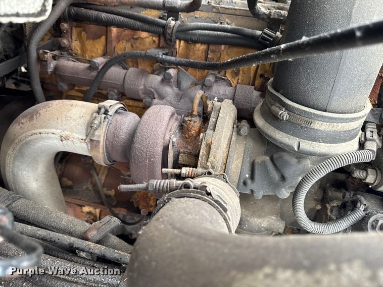 image for item EA2181 2000 Sterling Truck L7500 Series dump truck