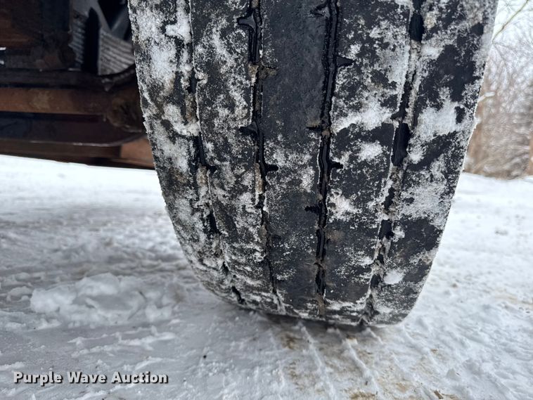 image for item EA2181 2000 Sterling Truck L7500 Series dump truck