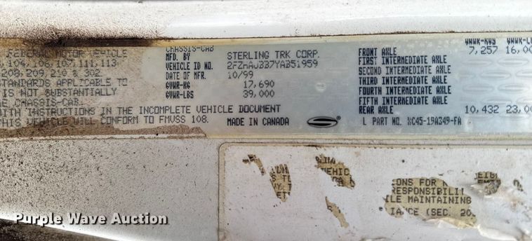 image for item EA2181 2000 Sterling Truck L7500 Series dump truck