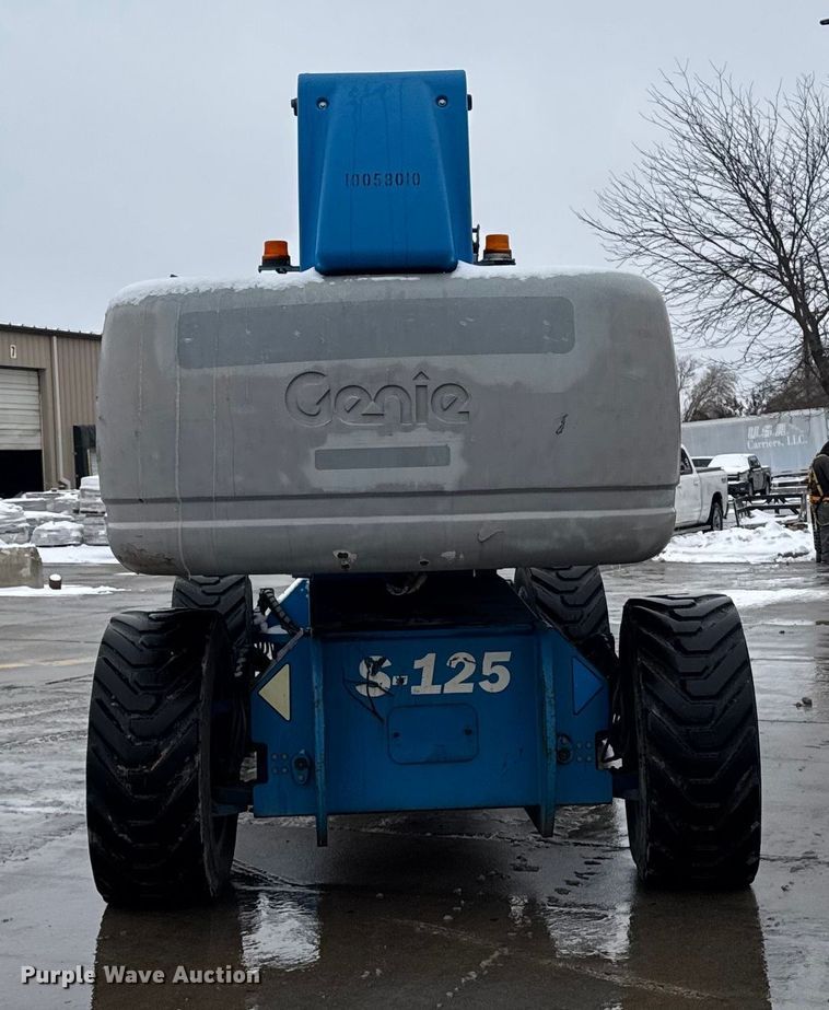 image for item EA2182 2012 Genie S-125 boom lift