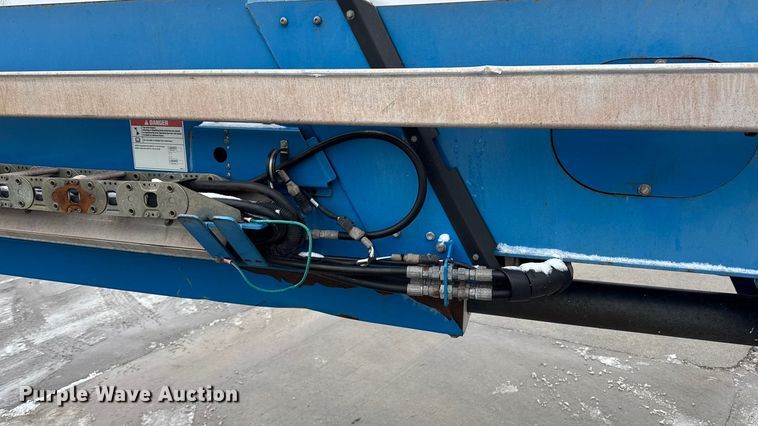 image for item EA2182 2012 Genie S-125 boom lift