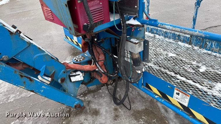 image for item EA2182 2012 Genie S-125 boom lift