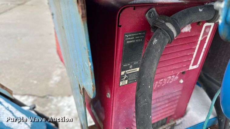 image for item EA2182 2012 Genie S-125 boom lift