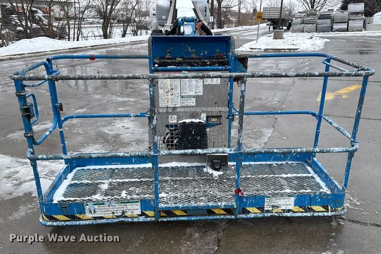 image for item EA2182 2012 Genie S-125 boom lift