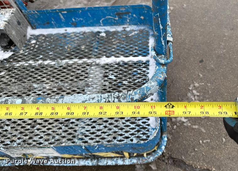 image for item EA2182 2012 Genie S-125 boom lift