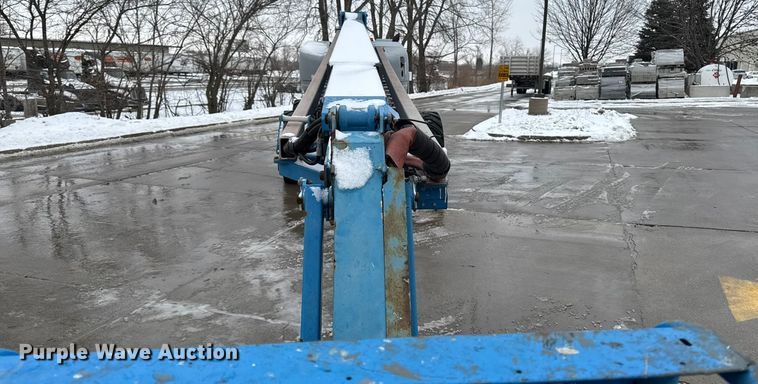 image for item EA2182 2012 Genie S-125 boom lift