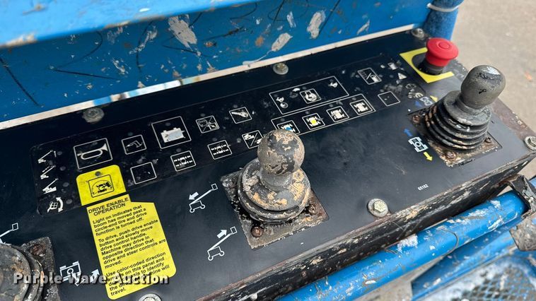 image for item EA2182 2012 Genie S-125 boom lift