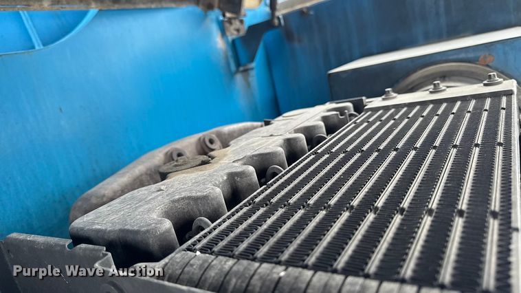 image for item EA2182 2012 Genie S-125 boom lift