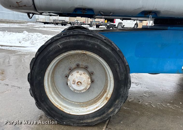 image for item EA2182 2012 Genie S-125 boom lift