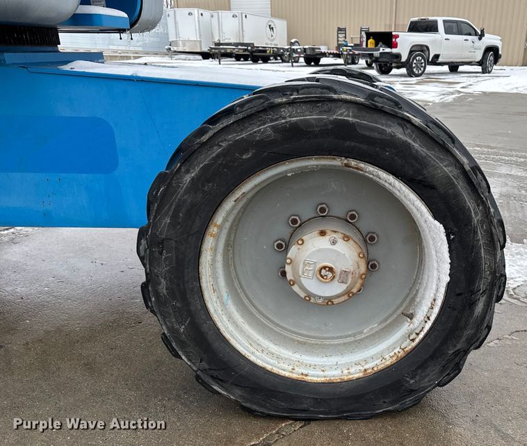 image for item EA2182 2012 Genie S-125 boom lift