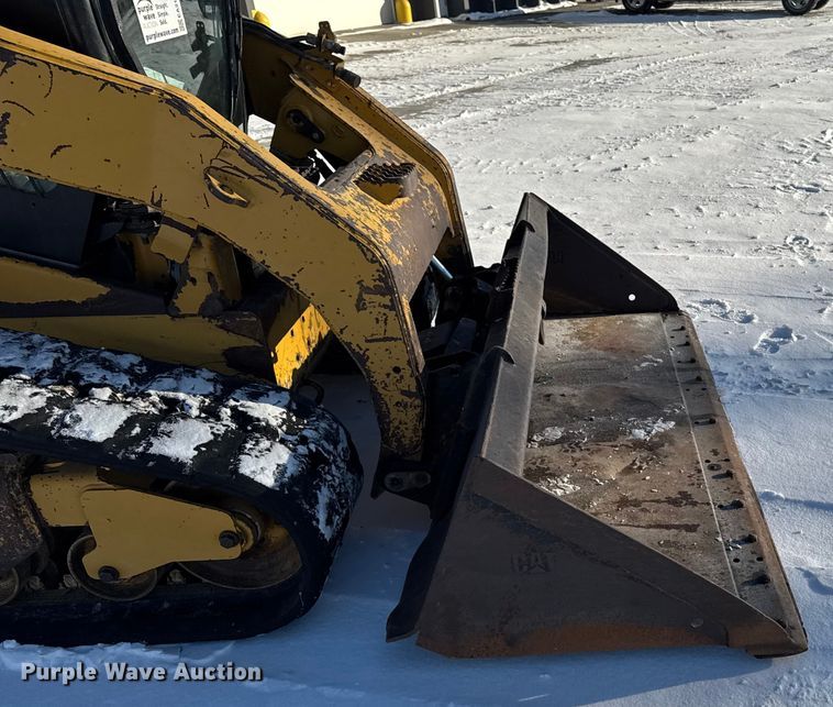 image for item EA2183 2011 Caterpillar 289C tracked skid steer loader