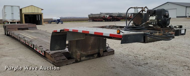 image for item EA2753 2007 Muv-All lowboy equipment trailer