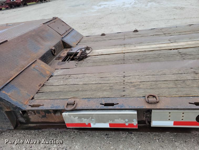 image for item EA2753 2007 Muv-All lowboy equipment trailer