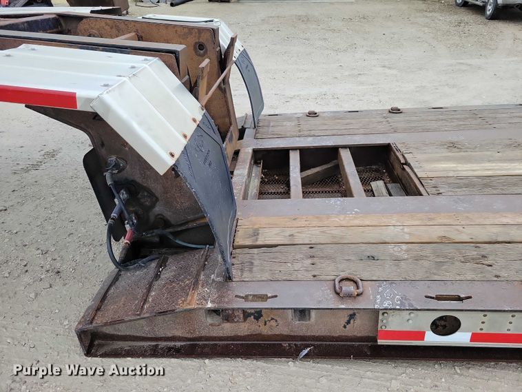 image for item EA2753 2007 Muv-All lowboy equipment trailer