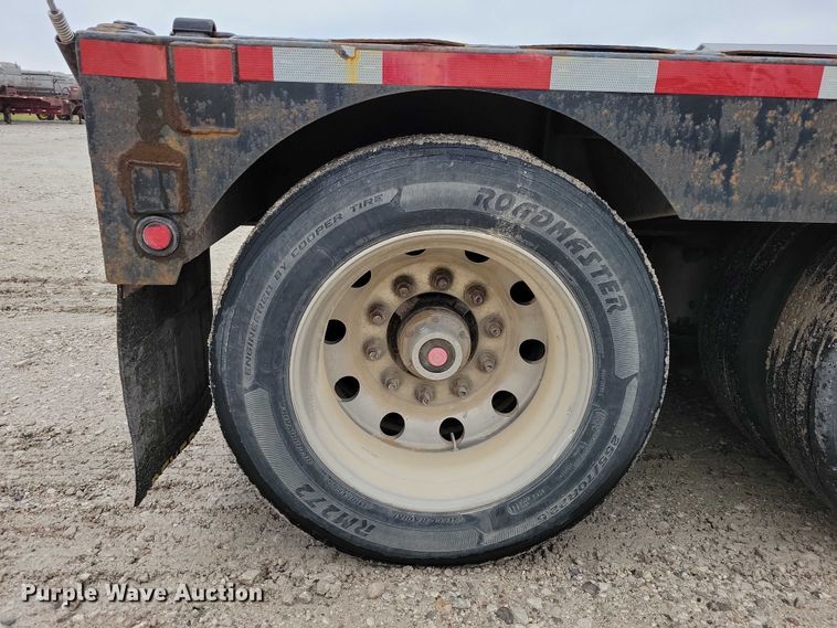 image for item EA2753 2007 Muv-All lowboy equipment trailer