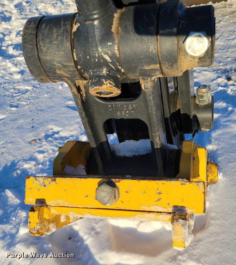 image for item EA2776 2024 John Deere 35P mini excavator