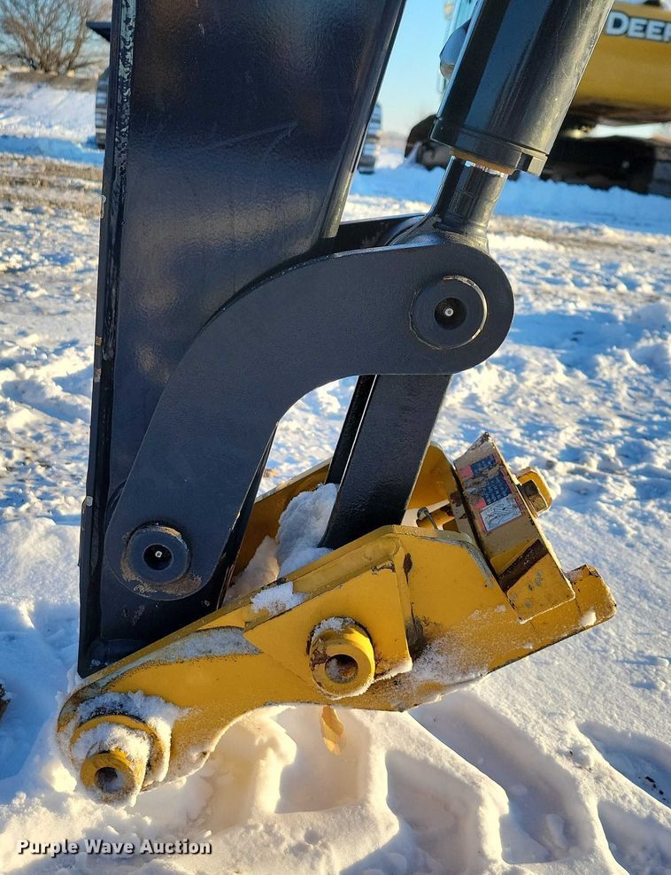 image for item EA2776 2024 John Deere 35P mini excavator