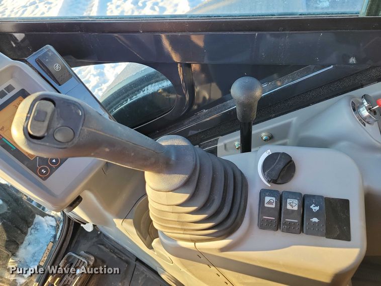 image for item EA2776 2024 John Deere 35P mini excavator