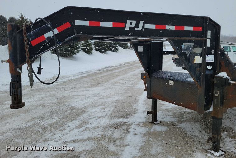 image for item EA2777 2011 PJ FD252  equipment trailer