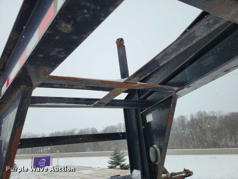 image for item EA2777 2011 PJ FD252  equipment trailer