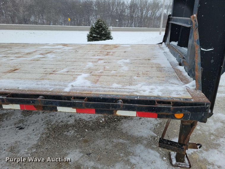 image for item EA2777 2011 PJ FD252  equipment trailer