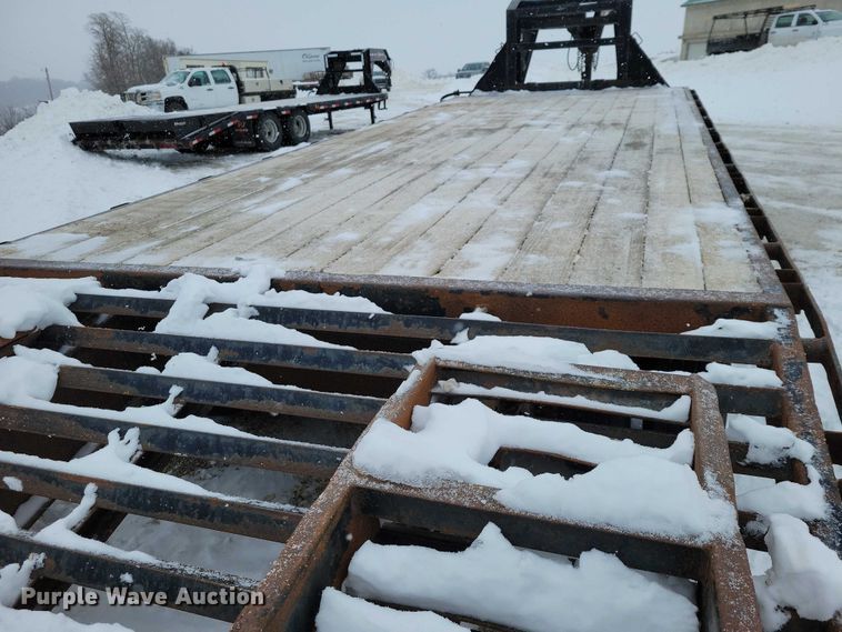 image for item EA2777 2011 PJ FD252  equipment trailer