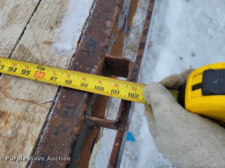 image for item EA2777 2011 PJ FD252  equipment trailer