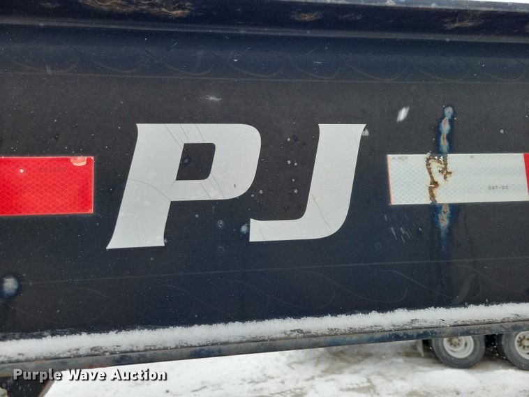 image for item EA2777 2011 PJ FD252  equipment trailer