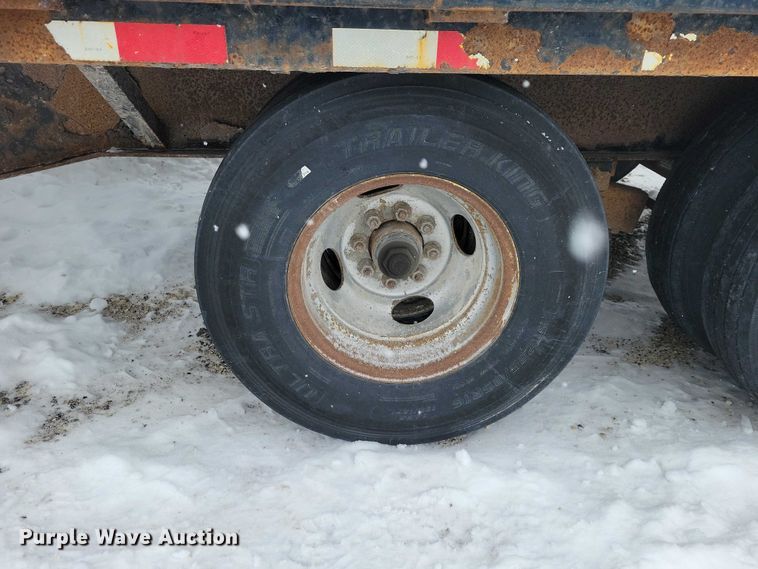 image for item EA2777 2011 PJ FD252  equipment trailer